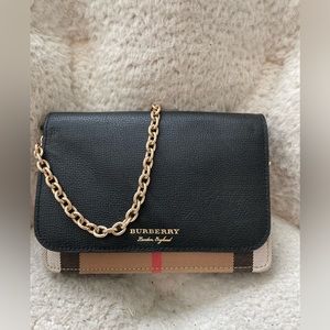 Burberry wallet on chain crossbody bag
